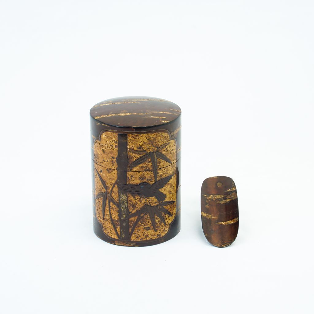 Kabazaiku Cherry Bark Tea Caddy "Sparrow in the Bamboo" (Large)
