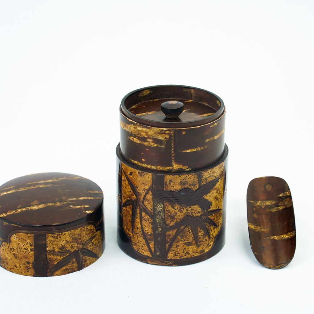 Kabazaiku Cherry Bark Tea Caddy "Sparrow in the Bamboo" (Large)