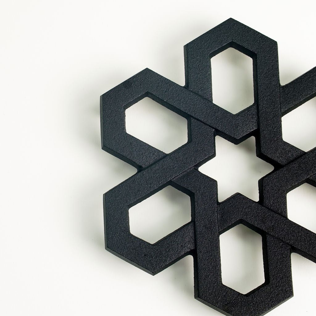 Nambu Ironware Pot Stand "Yukigoshi"