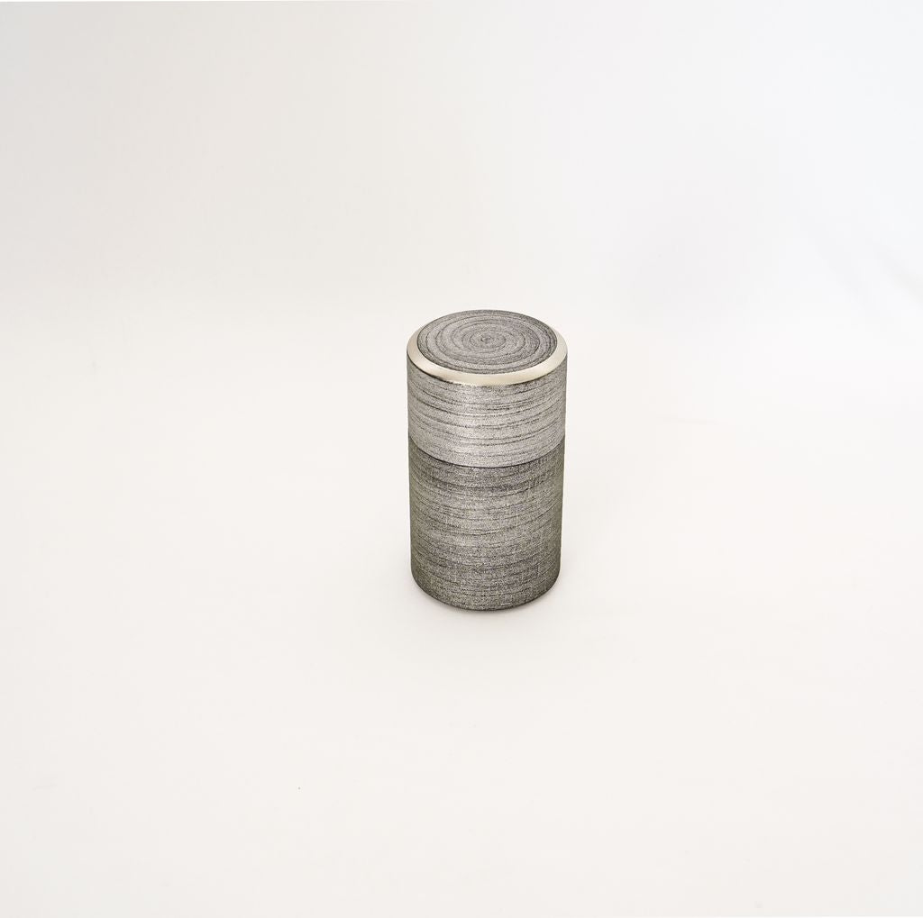Lacquerware Tea caddy "Gin-sabi" Uchisuri Yamanaka lacquerware