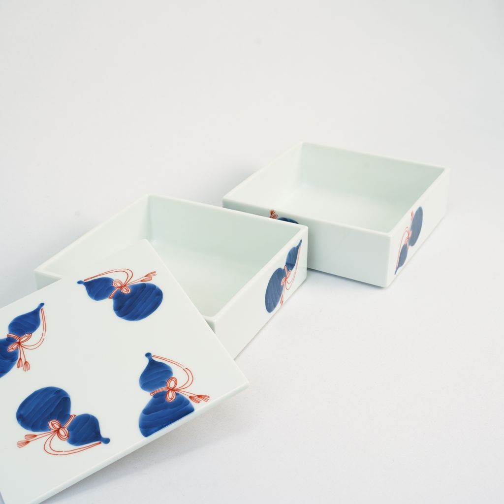 Hasami Ware Two-layered Stacking Box "Gourds"