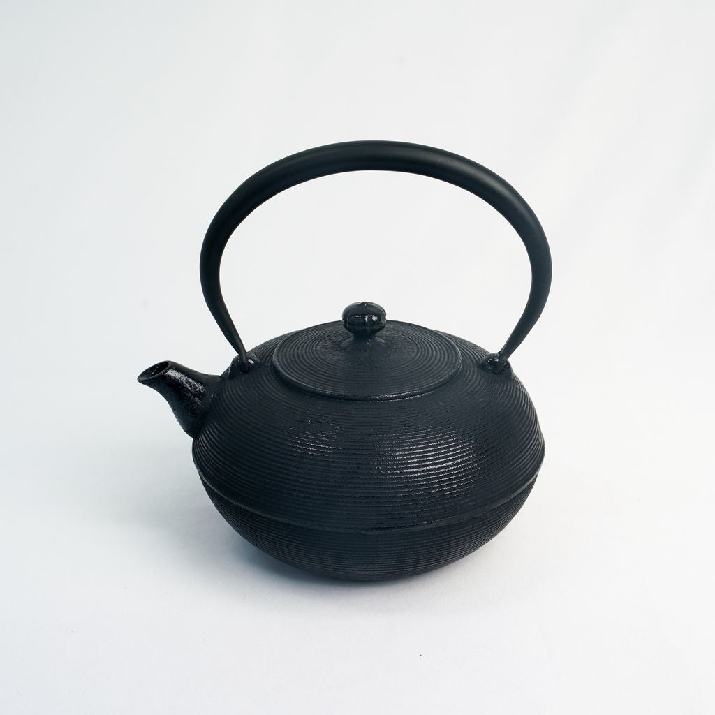 Nambu Ironware Kettle "Maruitome 1.8L"