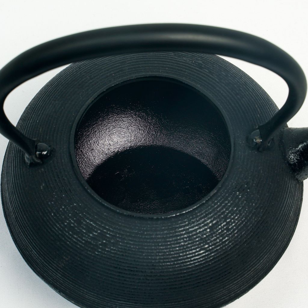 Nambu Ironware Kettle "Maruitome 1.8L"