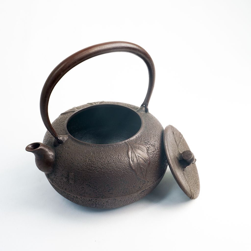 Nambu Ironware Kettle "Yuzugata Mikan 1.8L"