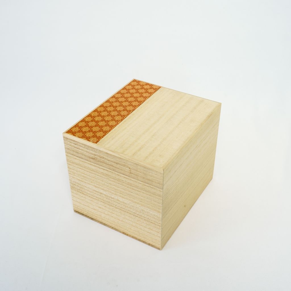 Kyo-Sashimono “Paulownia Bread Box”●