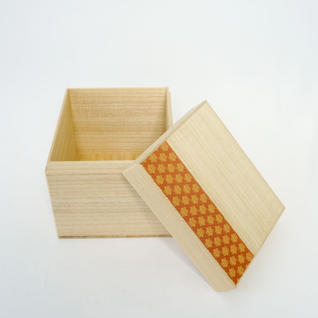 Kyo-Sashimono “Paulownia Bread Box”●