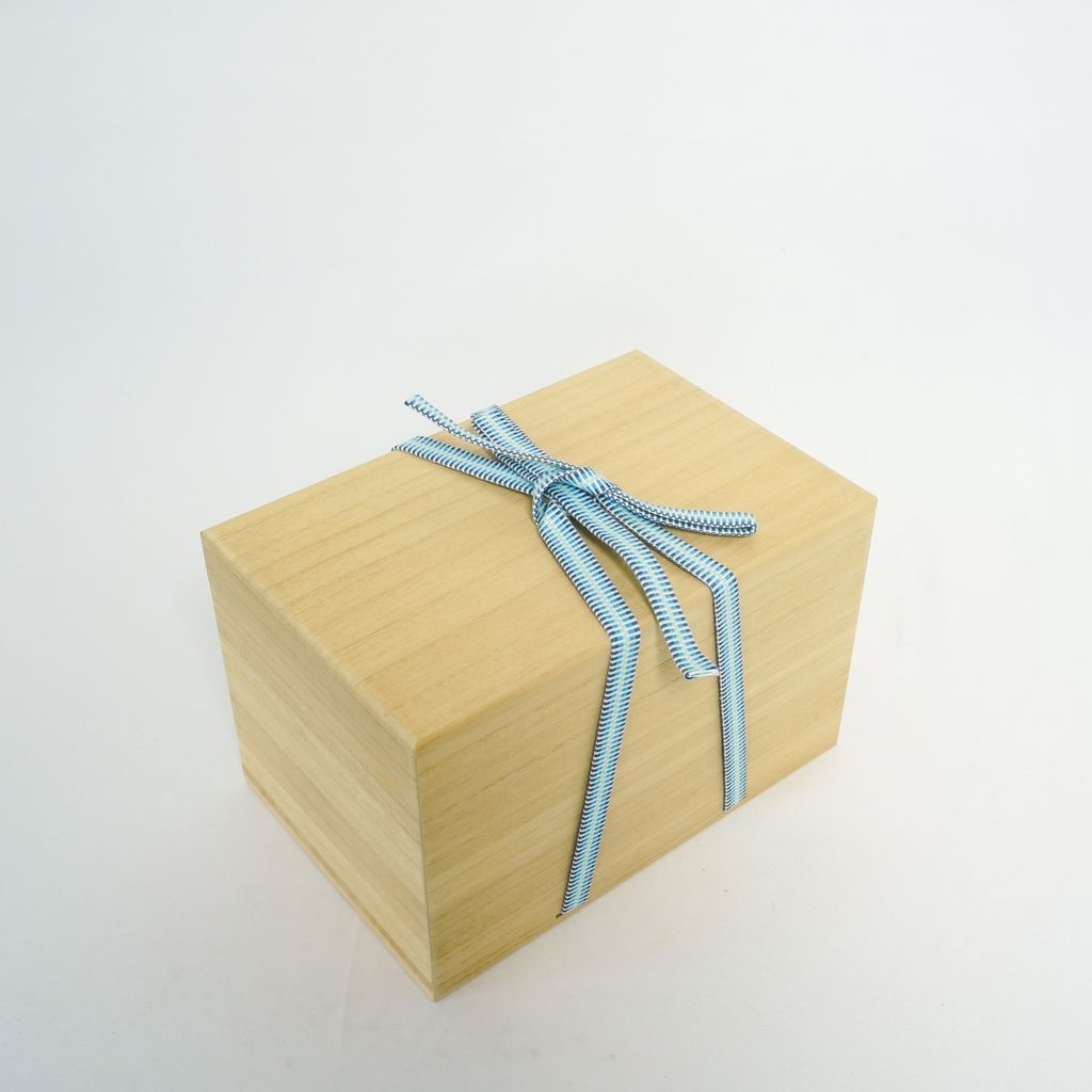 Kyo-Sashimono “Paulownia Tea Box”●