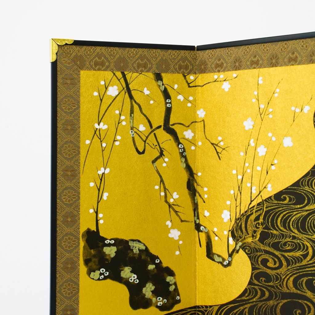 Small folding screens "Red and white plum blossoms" four panels