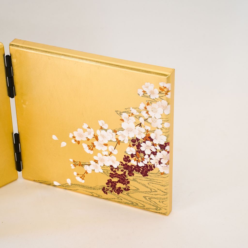 Screen Clock "Sakura in the Stream"