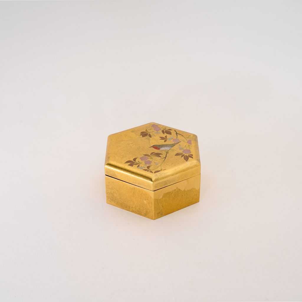 Gold Leaf Box "Flower Watching Birds" Hexagon