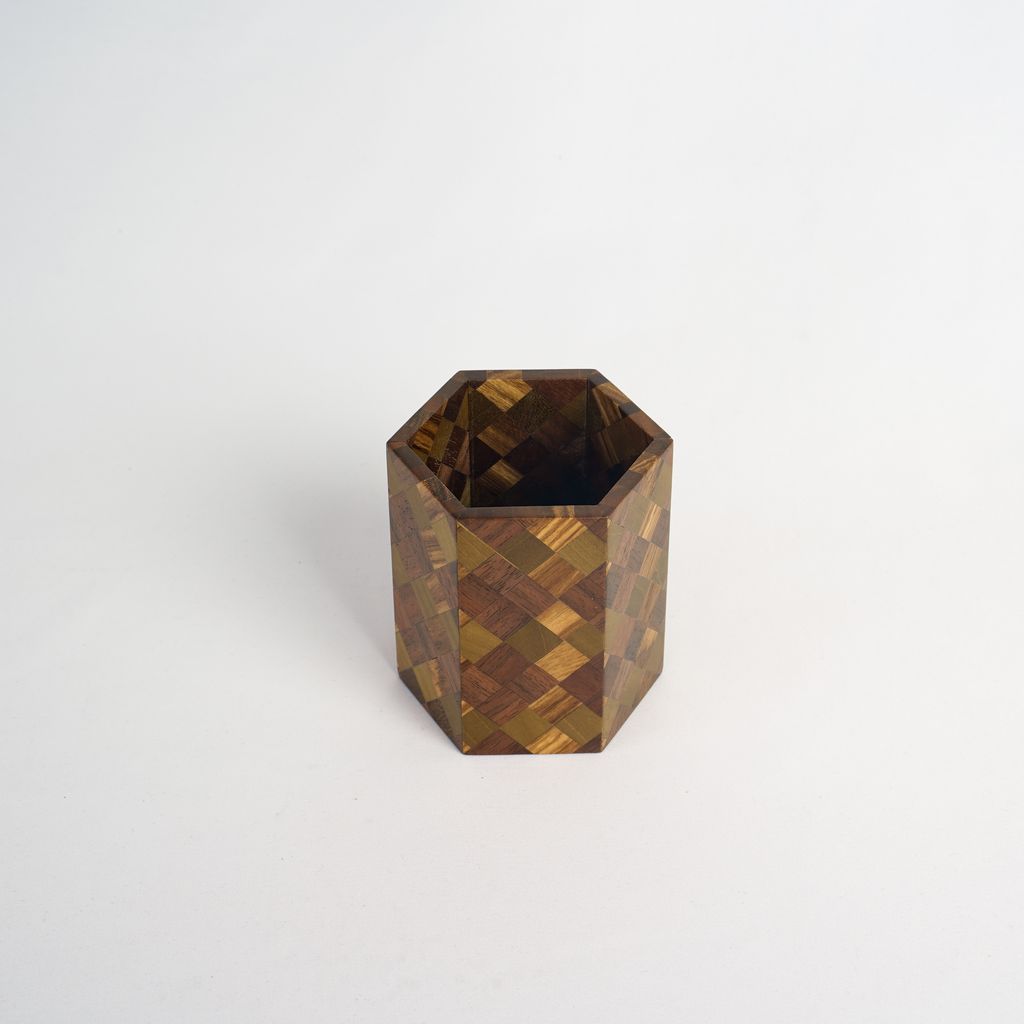 Hakone Yosegi "Muku Pen stand"