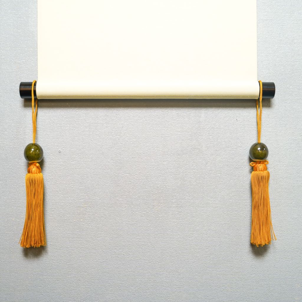 Weight of Hanging Scroll "Dark green balls"