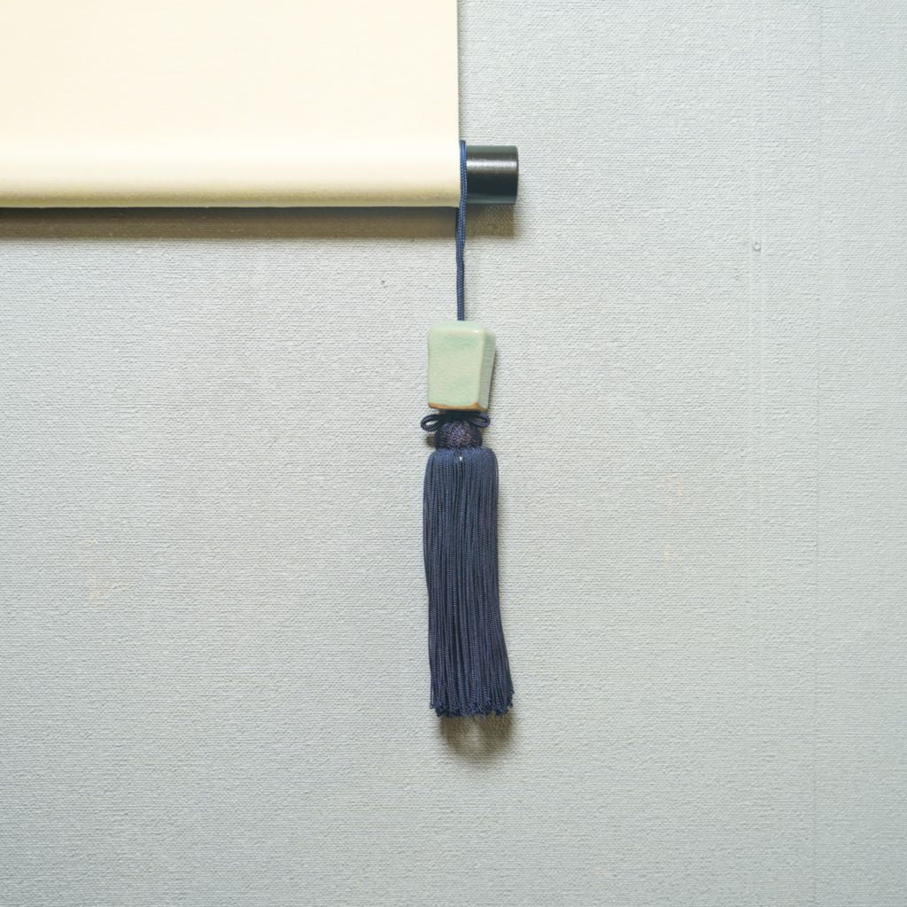 Weight of Hanging Scroll "Celadon square"