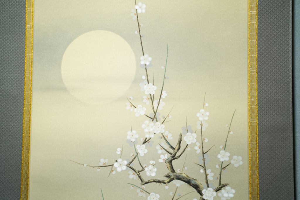 Japanese Hanging Scroll Kakejiku Eisho Saito "White Plum Blossoms with the Wintry Moon"
