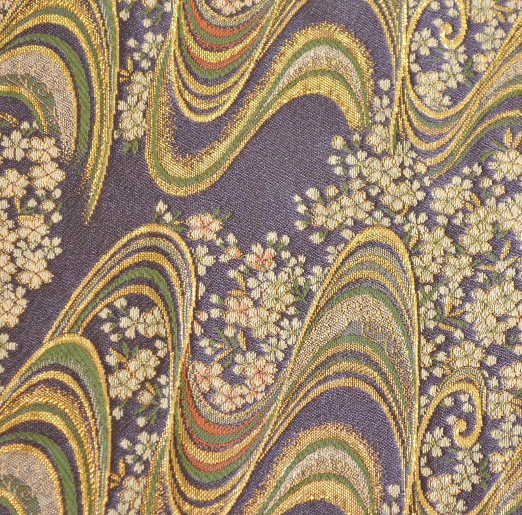 Gold brocade Table runner “Ryusui” (Width 30cm / Length 200, 150, 75 cm)