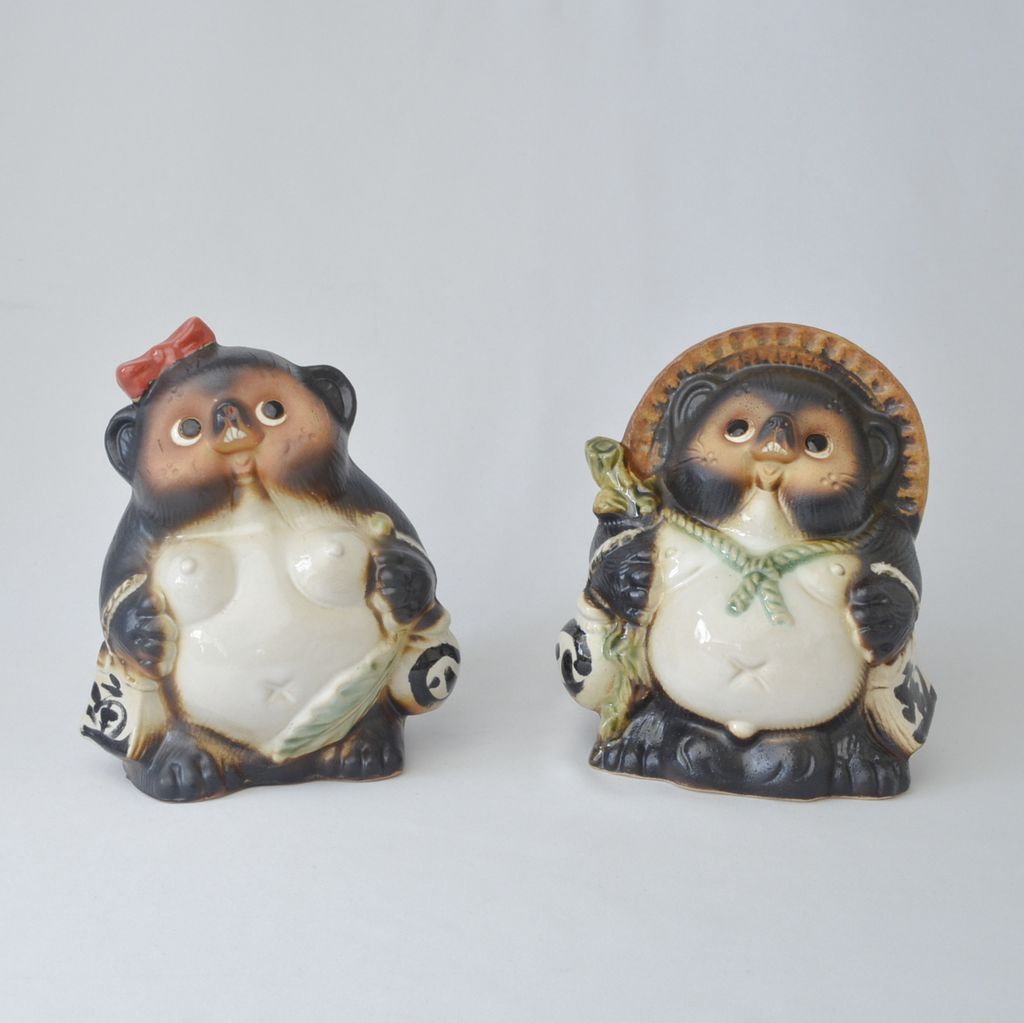 Shigaraki ware Raccoon-dog Figurine Male