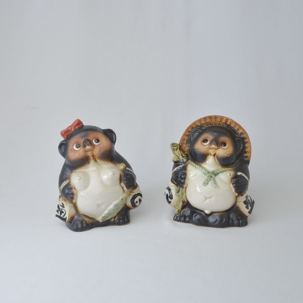 Shigaraki ware Raccoon-dog Figurine Male