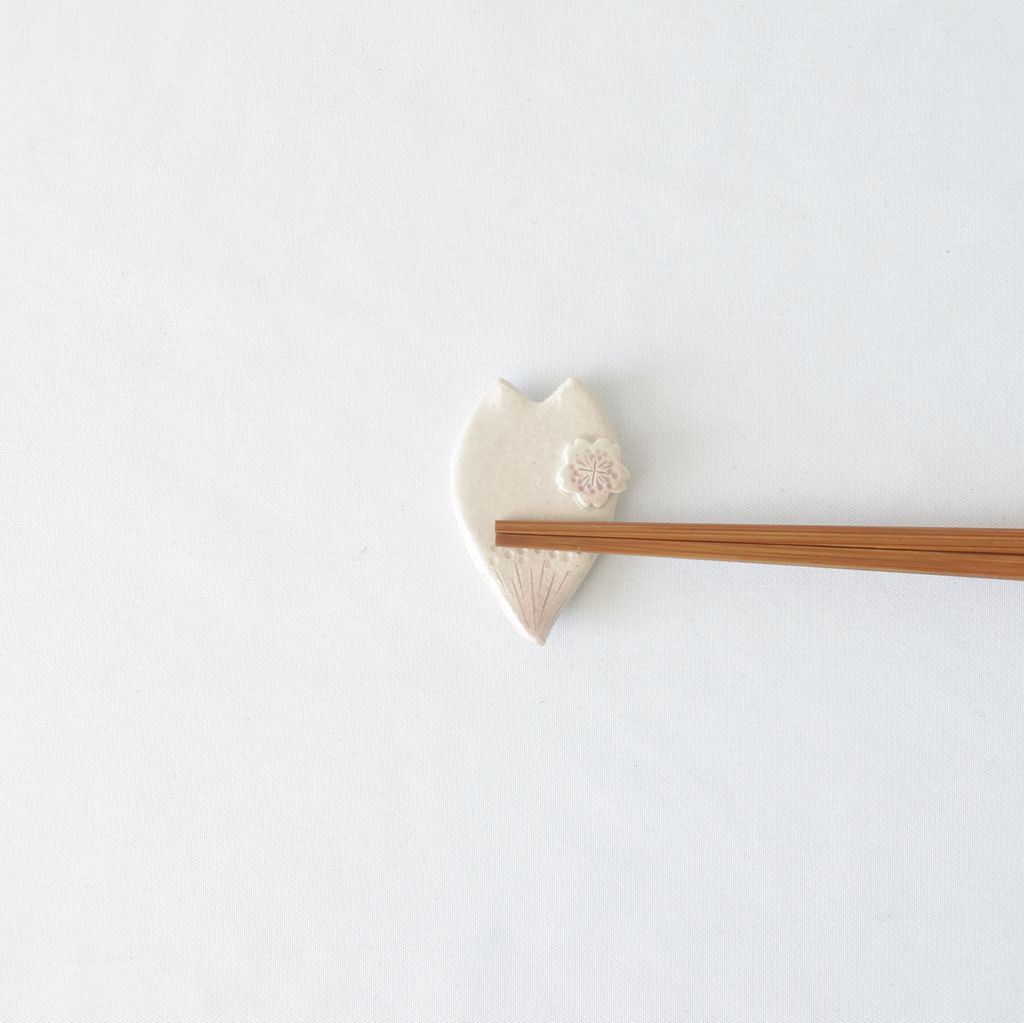 Kiyomizu ware Chopstick rest 5pcs set "Flower petal"