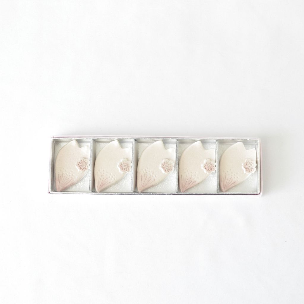 Kiyomizu ware Chopstick rest 5pcs set "Flower petal"