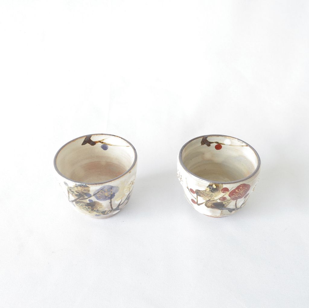 Kiyomizu Ware Sake Decanter and Cups Set "Kissho Ume"