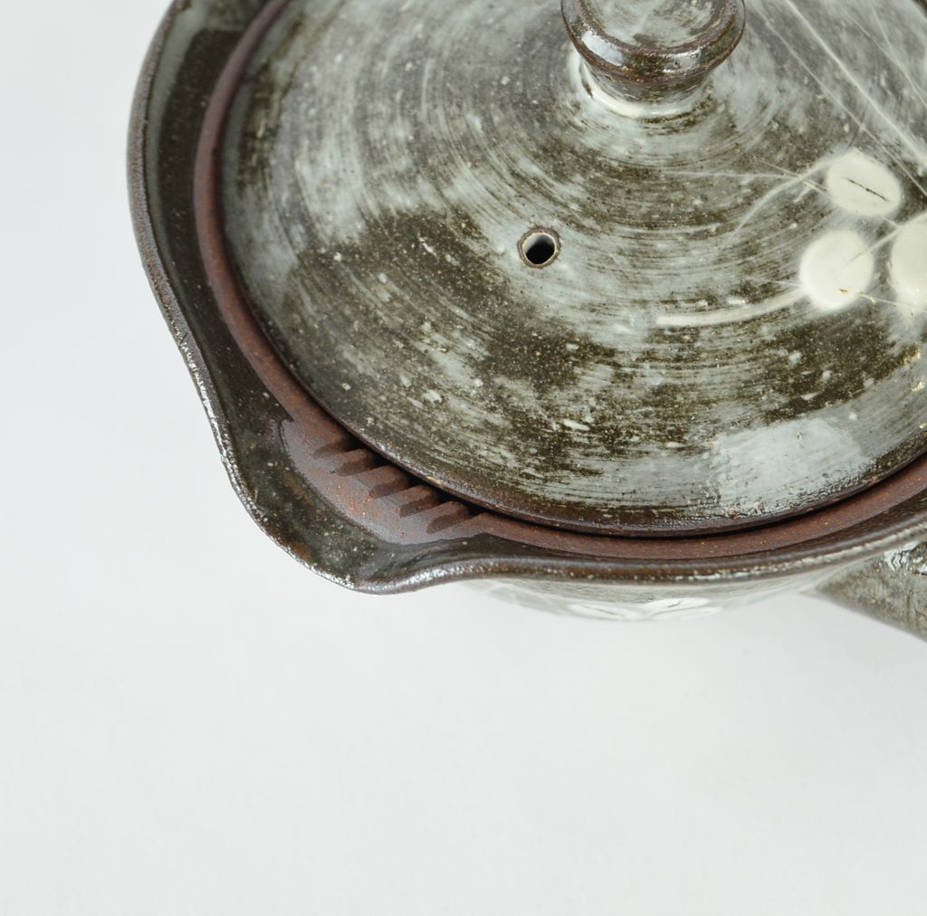 Kiyomizu ware Tea pot & Cup set "Hagi gasane"