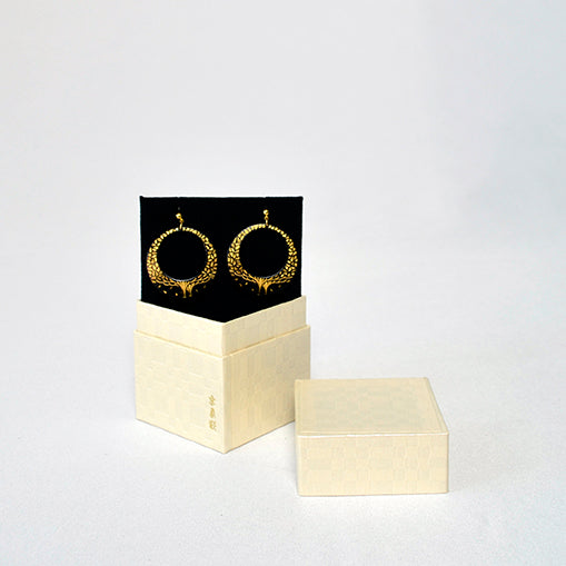 Kyoto Damascene Open Circle Earrings "Fallen Leaves"– Diameter: 1.6 cm