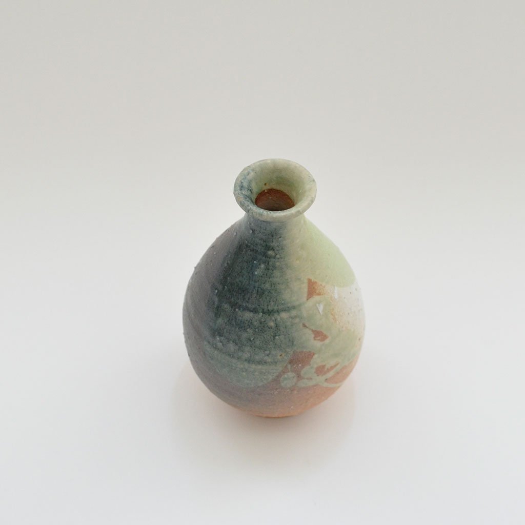 Shigaraki Ware Sake Decanter “Folk Craft”