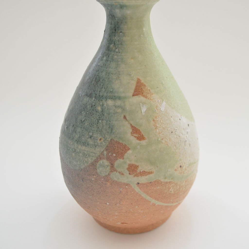 Shigaraki Ware Sake Decanter “Folk Craft”