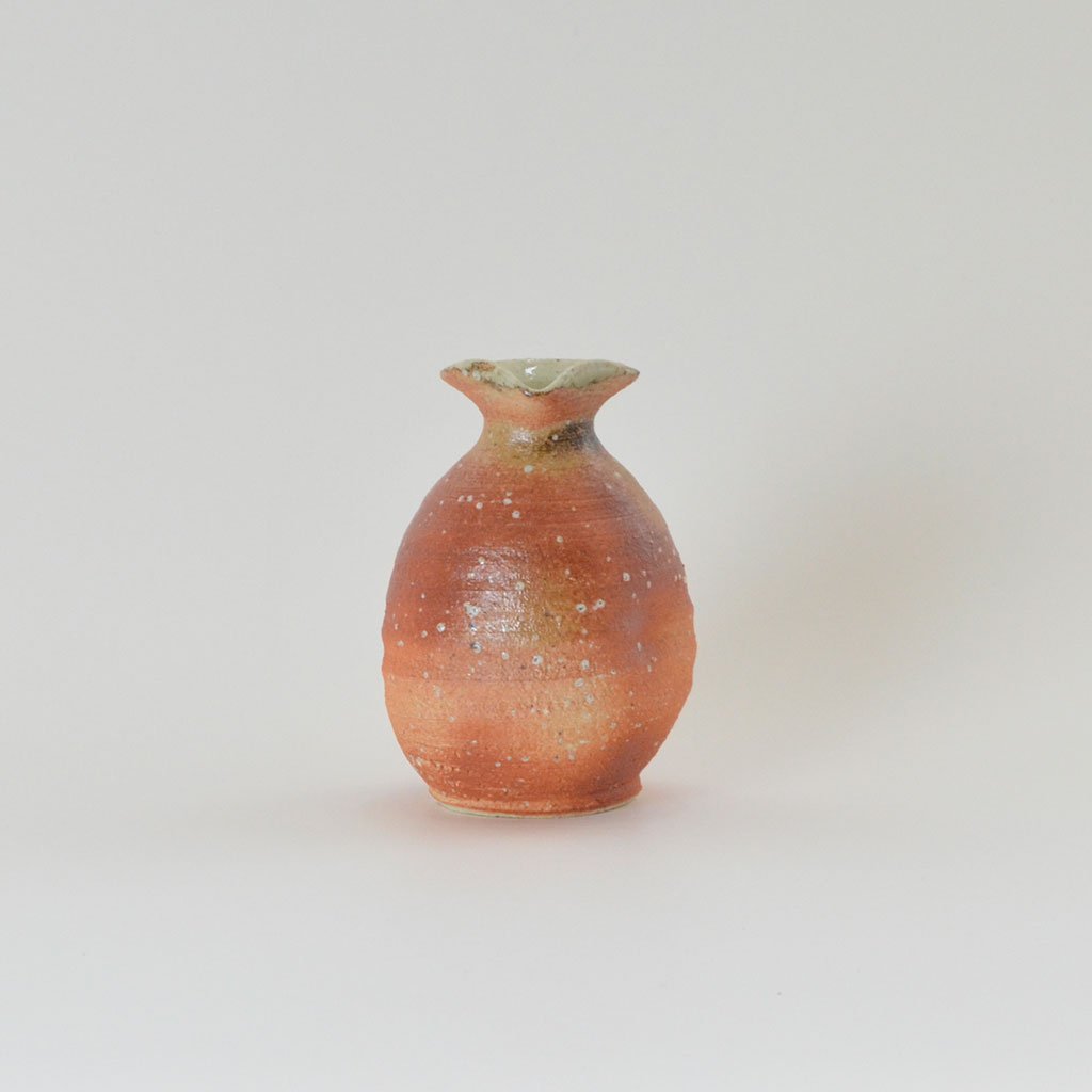Shigaraki Ware Sake Decanter “Country-style”