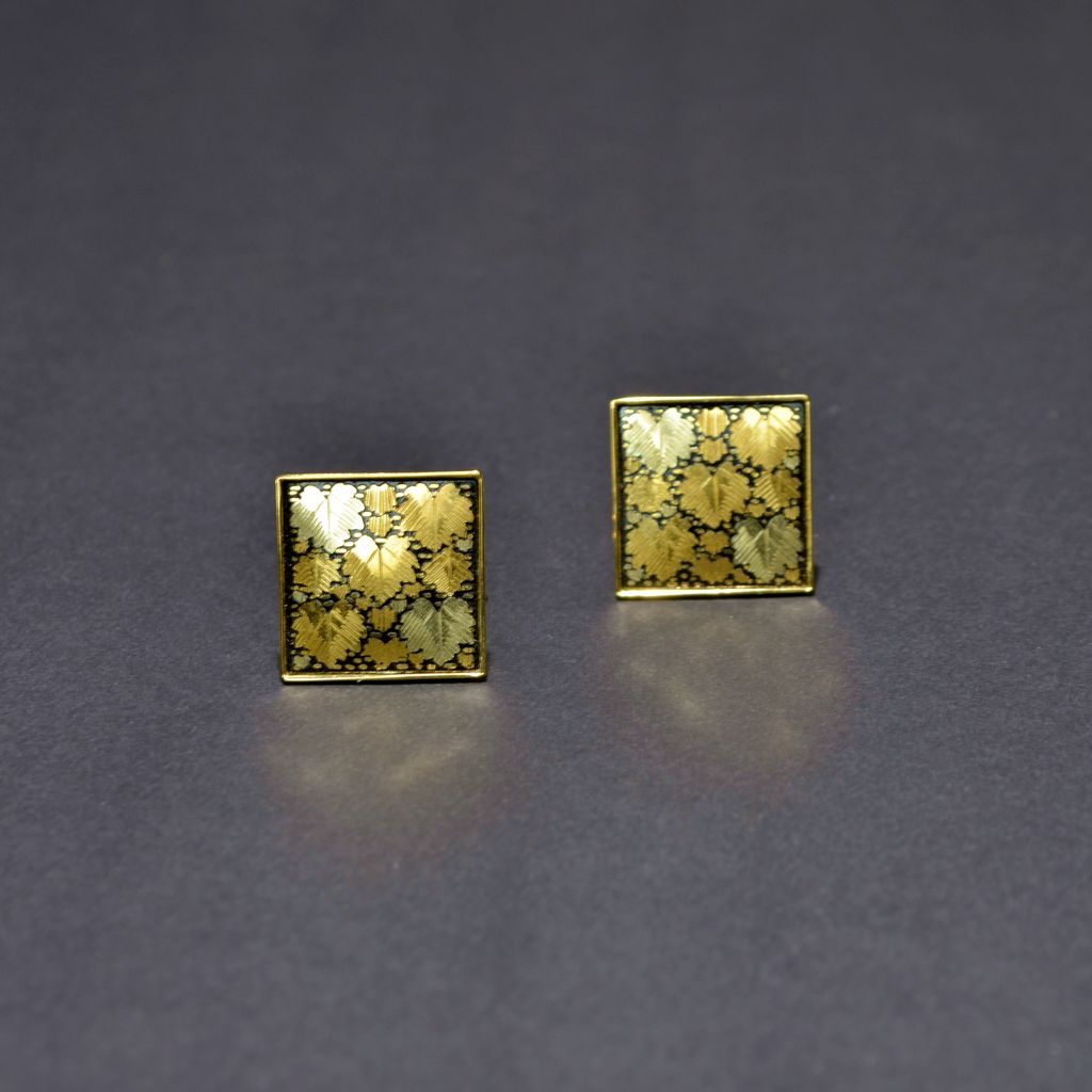Kyoto Damascene Cufflinks "Fully Covered with Ivy Leaves"  1.8×1.8 cm