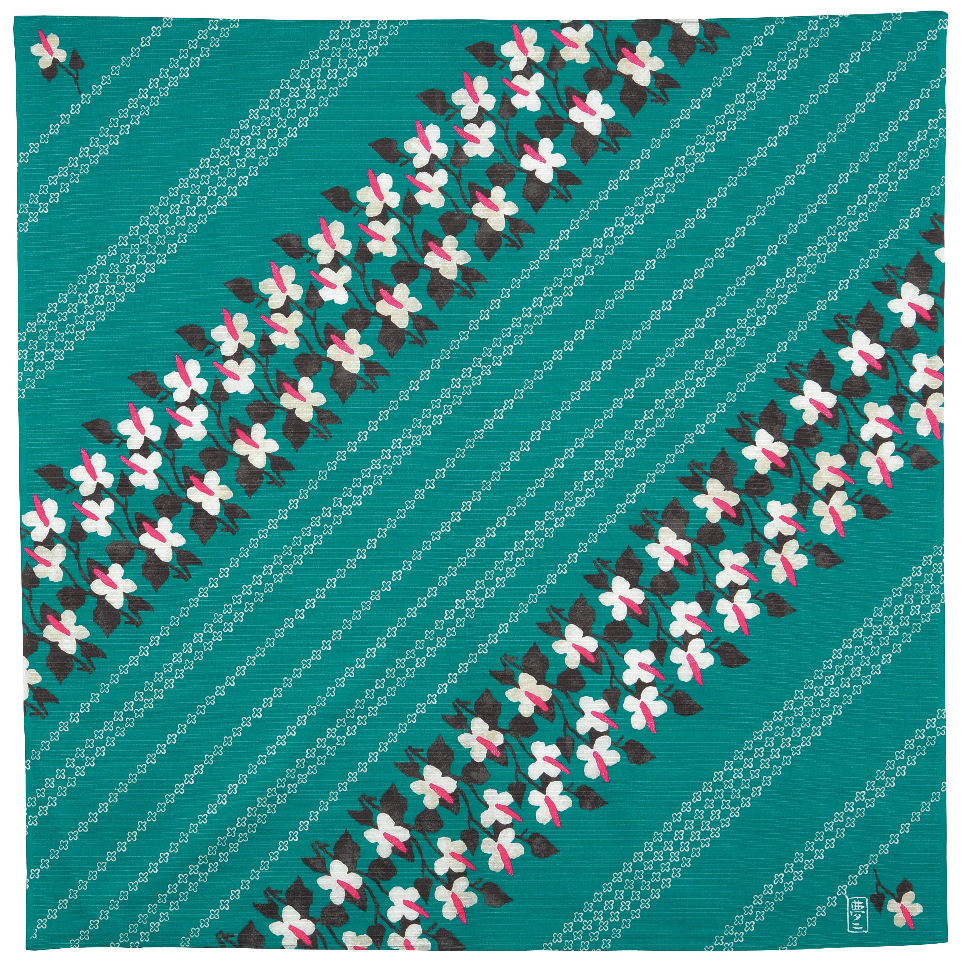 Furoshiki Wrapping Cloth Yumeji Yotsuba Dokudami Green/ Yumeji Azuki Camellia' Motif