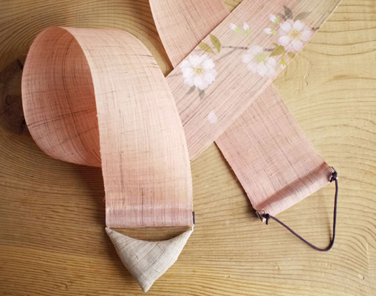 Narrow Tapestry "Double cherry blossoms"