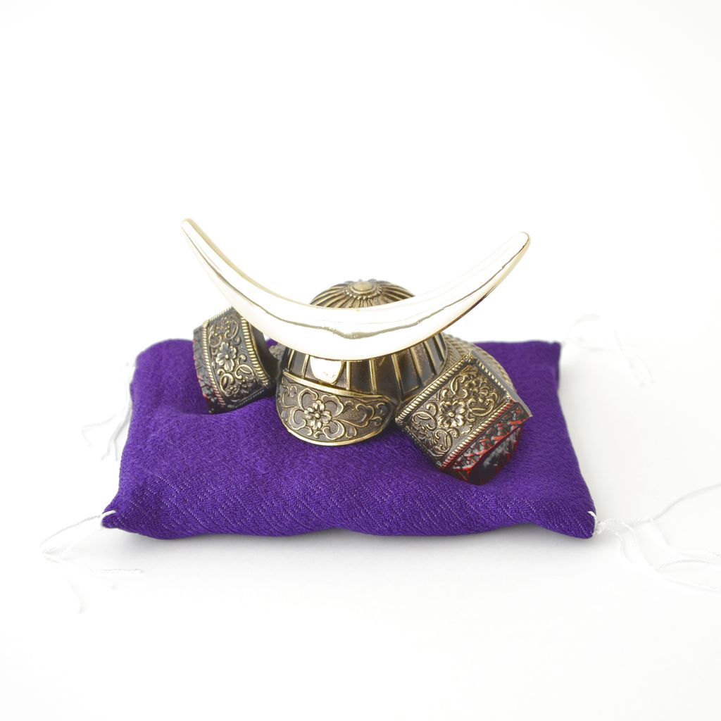 Small helmet "Date Masamune"