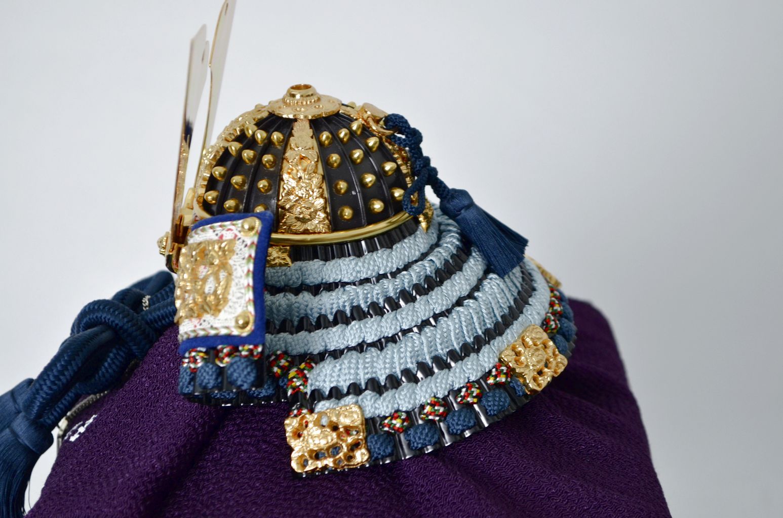 Kyo-Kachuu Kabuto Issui "Blue blaid lacing"