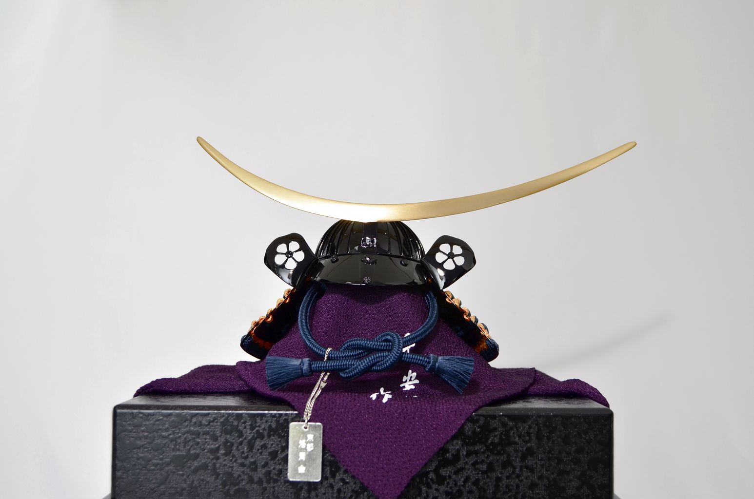 Kyo-Kachuu Kabuto Issui "Crescent moon"