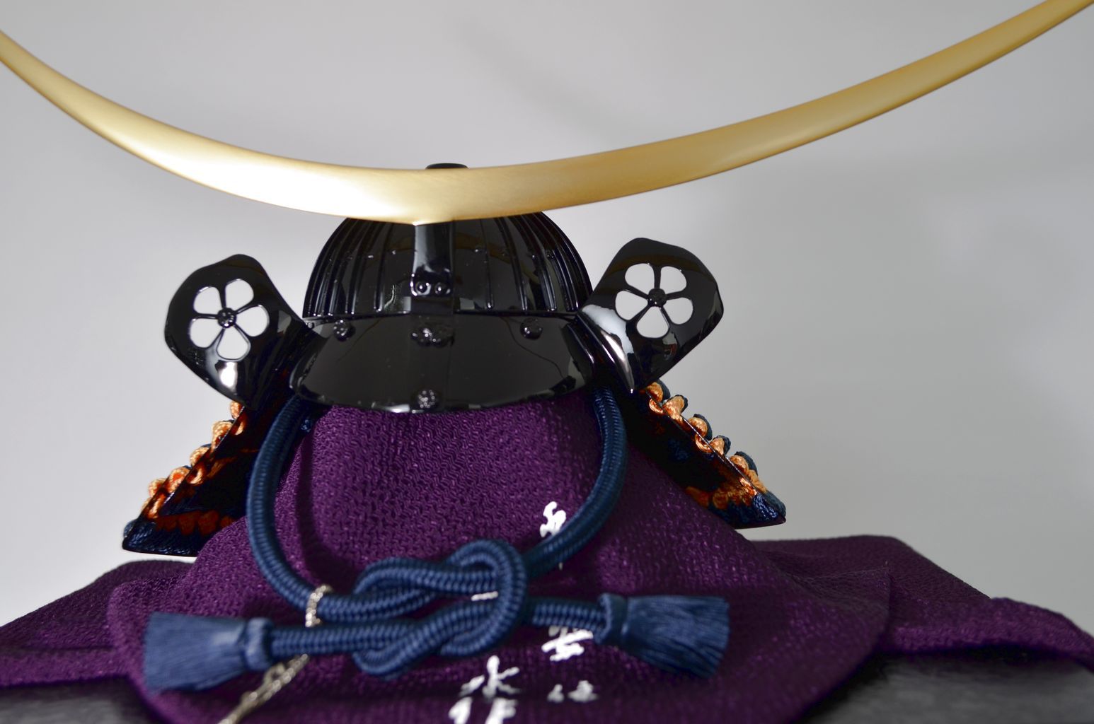 Kyo-Kachuu Kabuto Issui "Crescent moon"