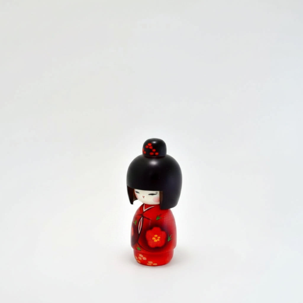 Kokeshi doll "Hohoemi (Smile)"