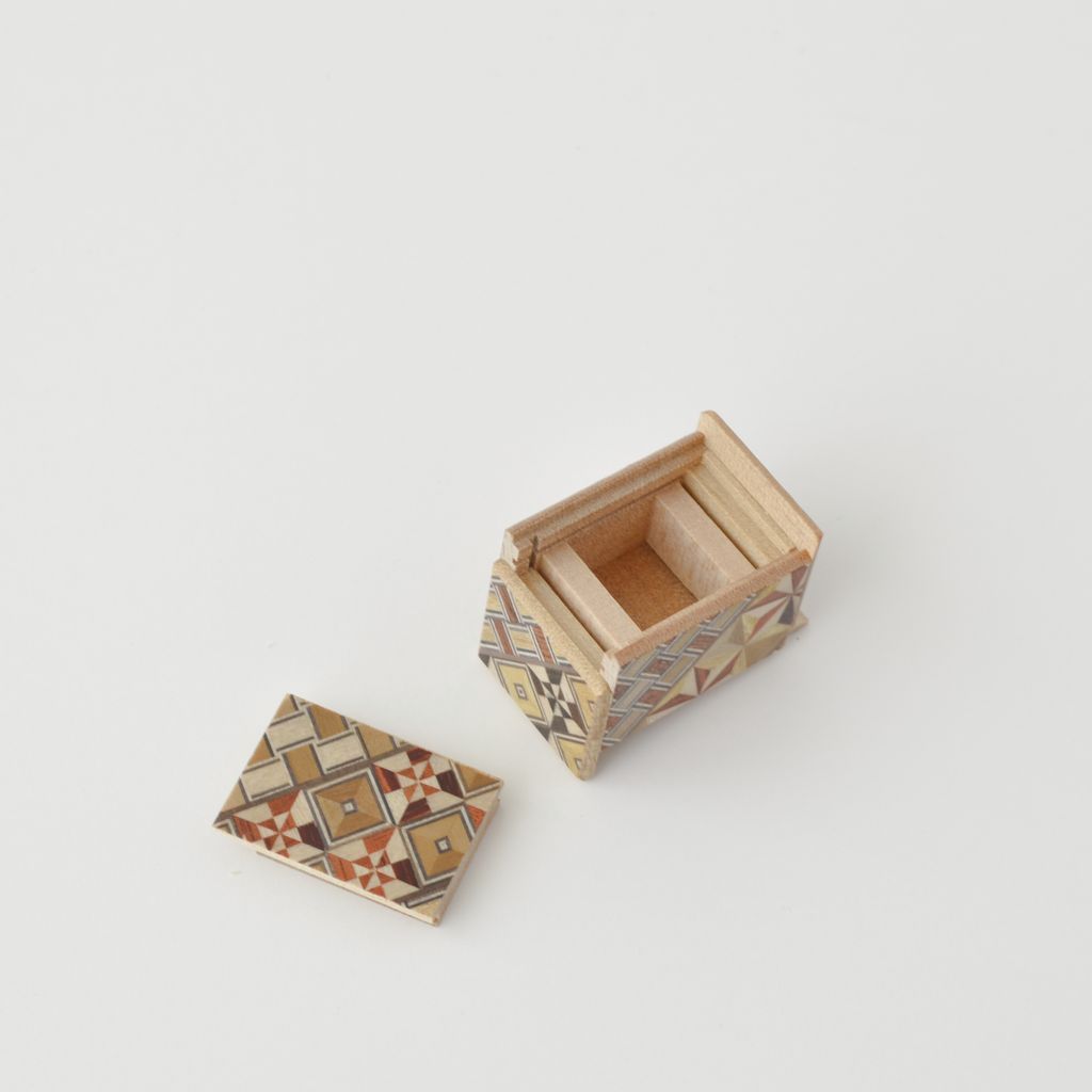 Hakone Yosegi Puzzle Box Mini-sized box with 10 steps