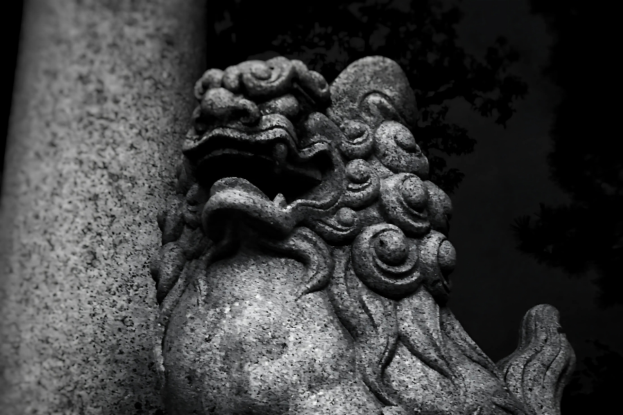Kyoto Shrine Guardians: Discovering Komainu (Lion-Dogs) &amp; Fox Statues at Japanese Shrines