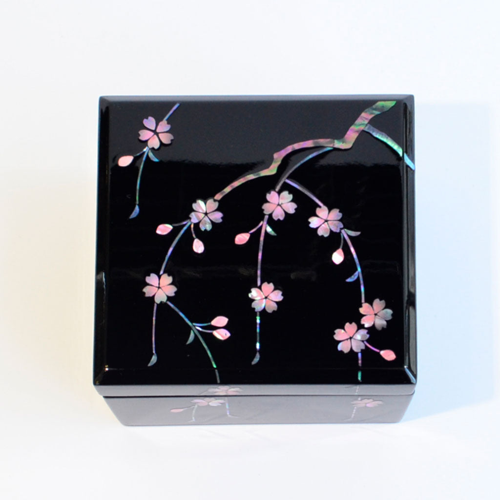 Small Lacquerware Box with Raden "Cherry Blossoms"