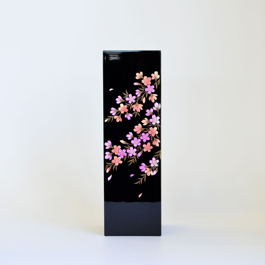 Lacquerware Vase "Cherry Petals"