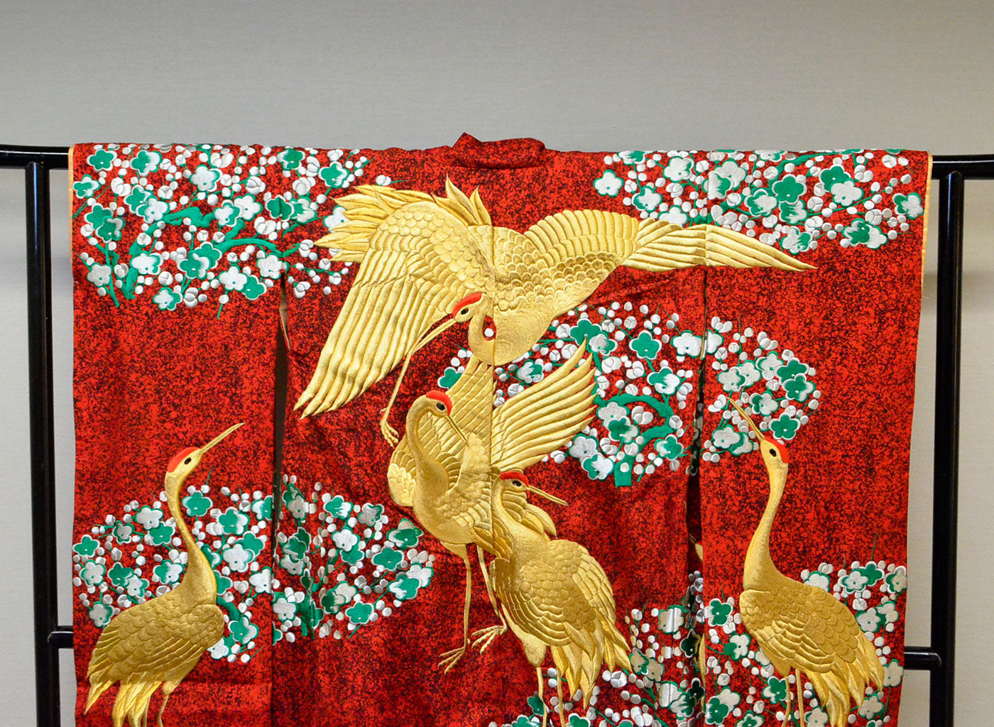 Uchikake Wedding Kimono "Crane Plum blossom" (Vintage)