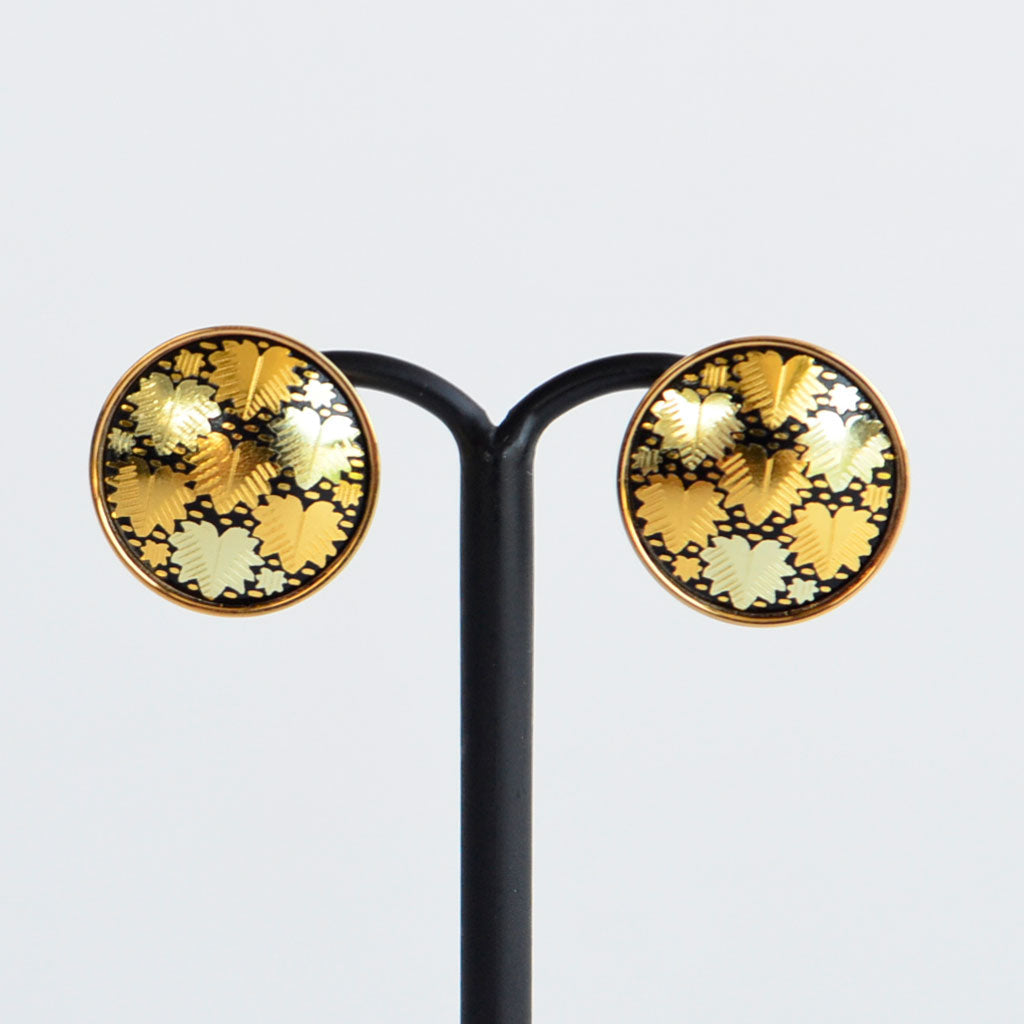 Kyoto Damascene Stud Earrings Fully Covered With Ivy – Diameter: 1.6 cm
