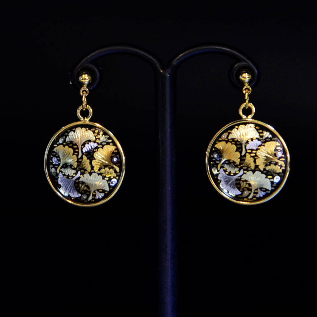 Kyoto Damascene Dungling Earrings Fully Covered With Ginkgo Leaves – Diameter: 1.6 cm