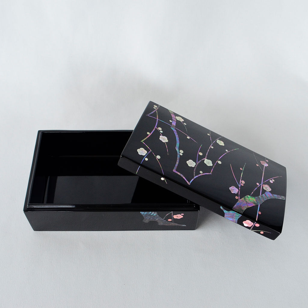 Lacquerware Box with Raden "Plum Blossoms"