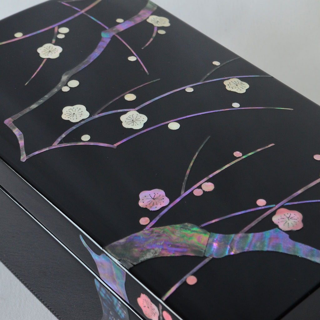 Lacquerware Box with Raden "Plum Blossoms"