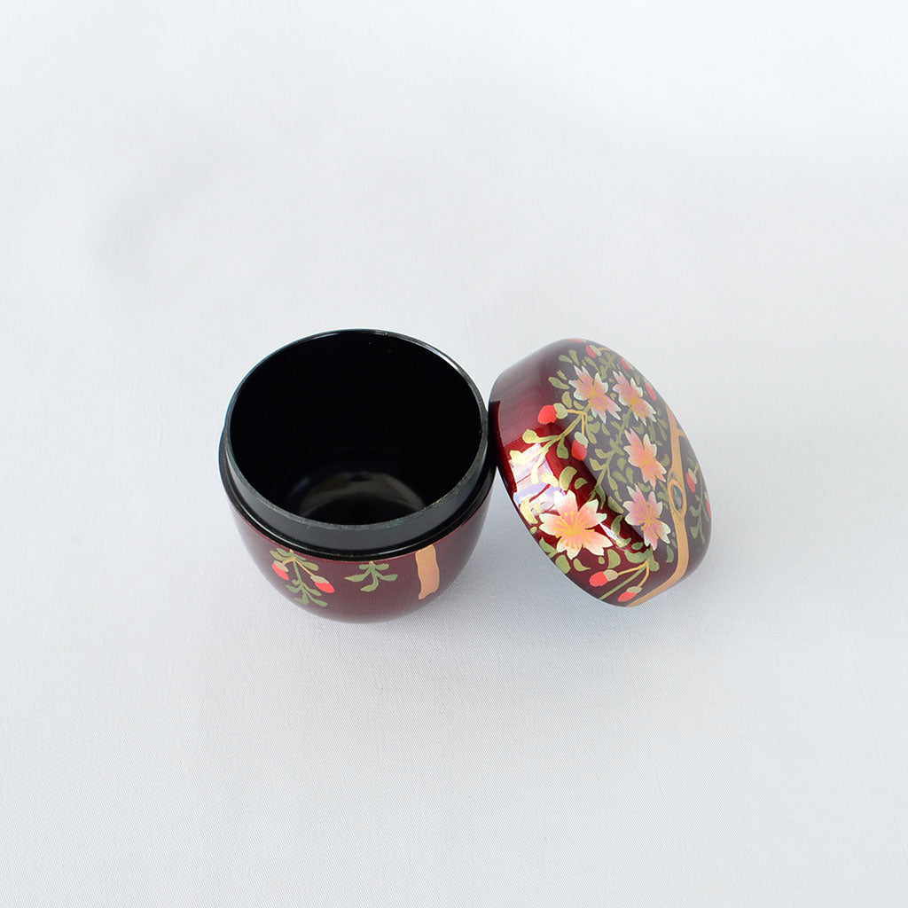 Lacquerware Tea Caddy "Cherry blossoms"