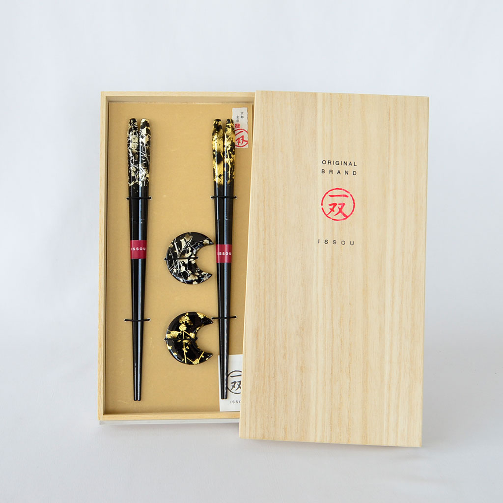 Chopsticks with Chopstick Rests "Kinsai Ginsen – Kinsen"