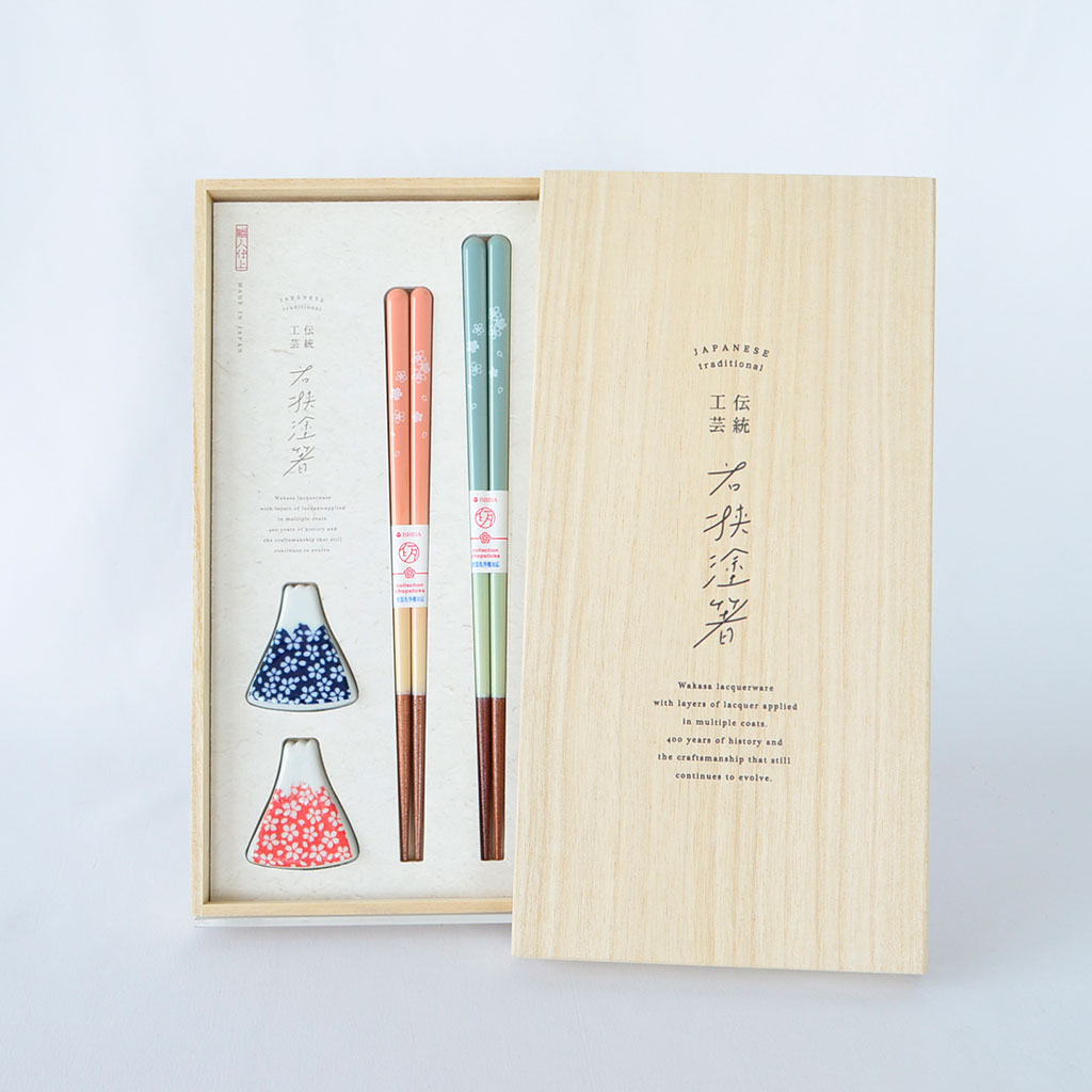 Pair of Chopsticks with Matching Chopstick Rests "Fujimi Sakura"