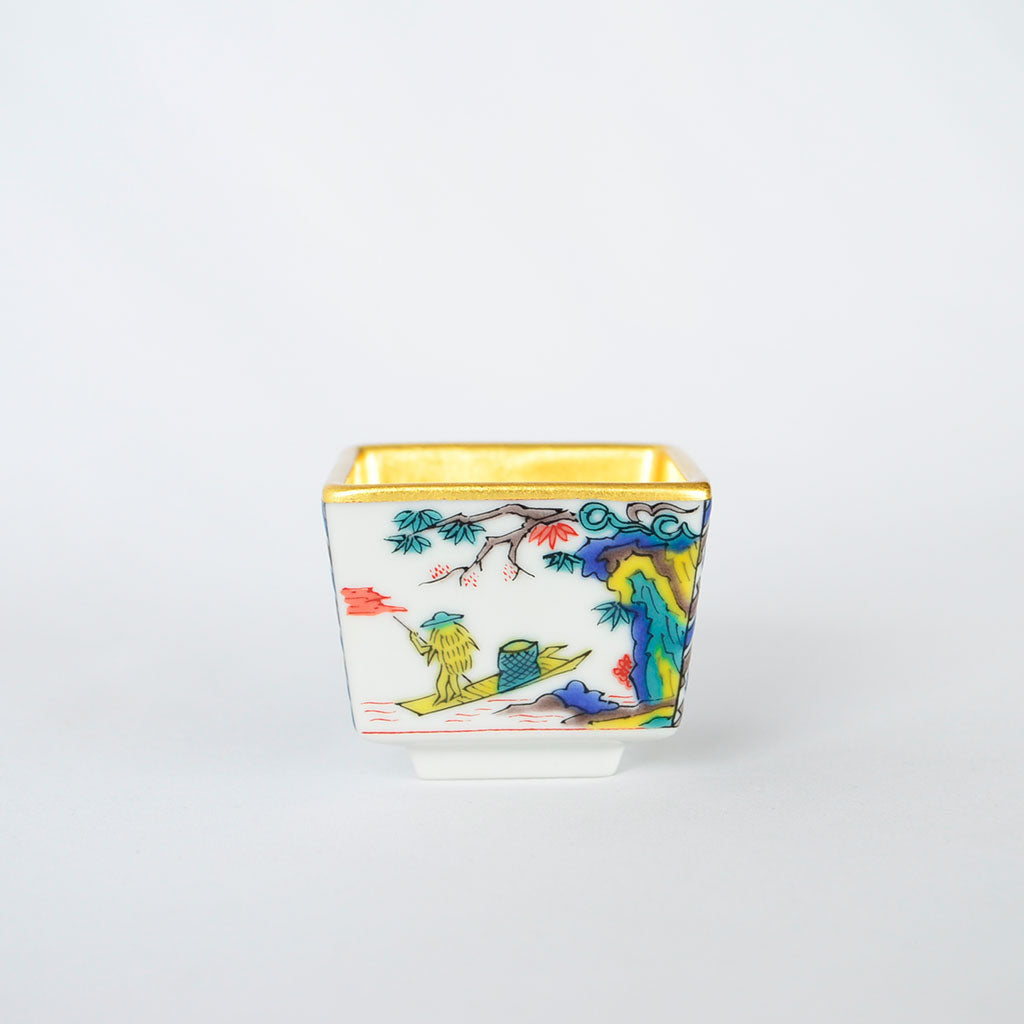 Gold Leaf Kutani Ware Sake Cup "Ko-Kutani Style"